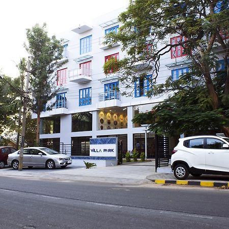 Villa Park Мисор Екстериор снимка