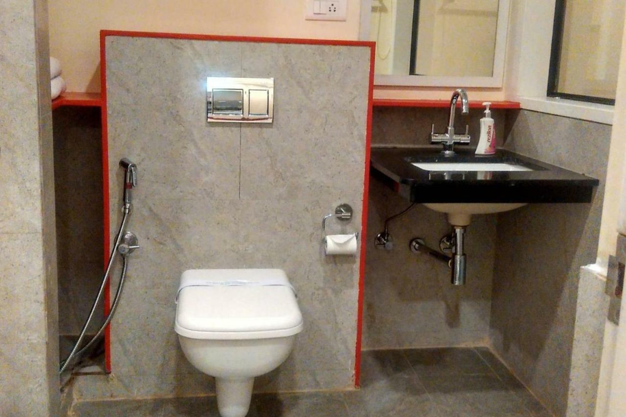 Villa Park Мисор Екстериор снимка